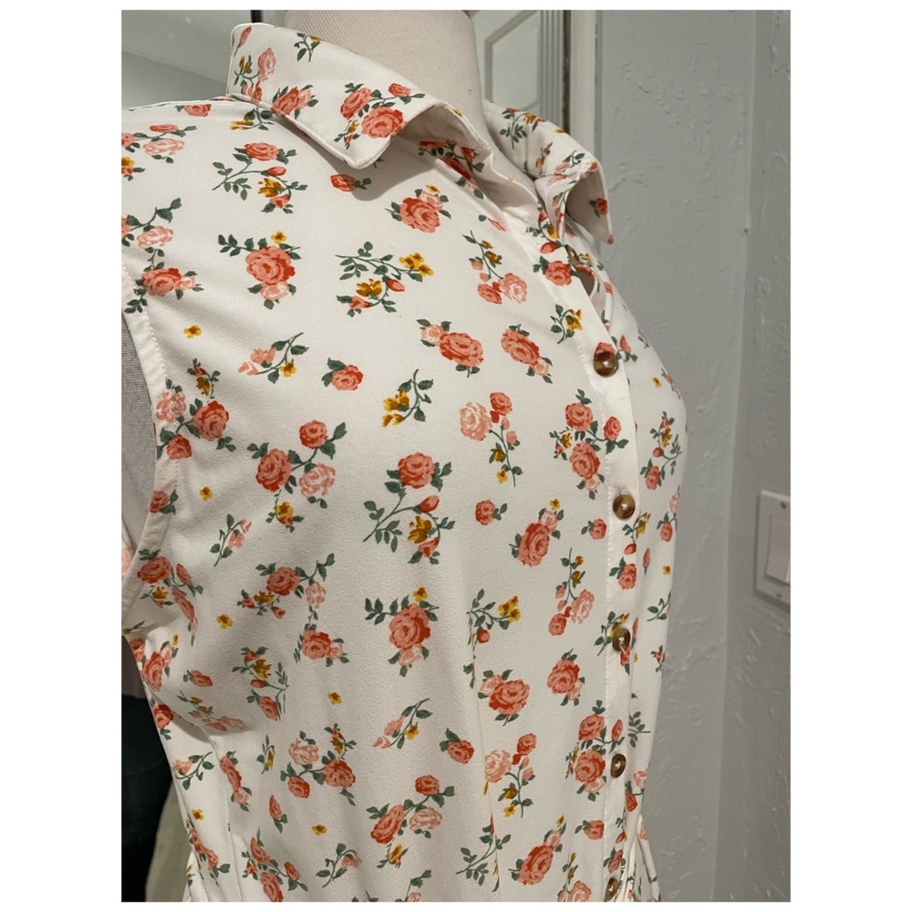 Floral button down dress - Picture 5 of 6
